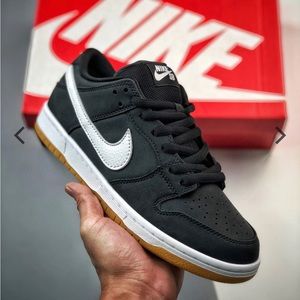 Nike SB Dunk Low Black Gum Size 11